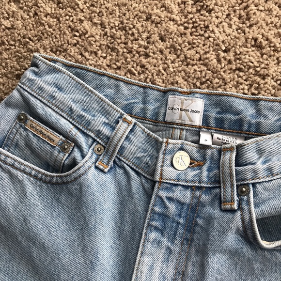 Calvin Klein Vintage High Rise Jeans - Picture 3 of 5